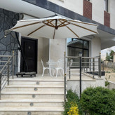 چتر پایه کنار نانو