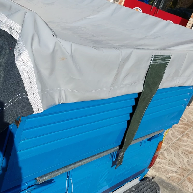 چادر نیسان 3در4 برزنتی و کانتیری 100 درصد ضد آب بسیار جنس باکیفیت و محکم اندازه 3در4 با 4 ردیف قلاب و دم اسبی (پس کرایه)