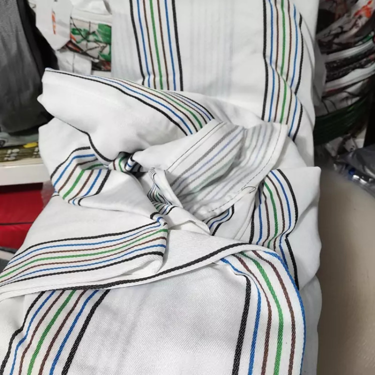 چادر خودرو پیکاپ و هایلوکس پارچه ای ضد آفتاب و ضد خش (پس کرایه)