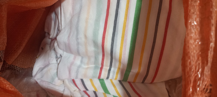 نمای نزدیک پارچه فلامنت چادر ماشین خانه چادر مناسب پژو ۴۰۵