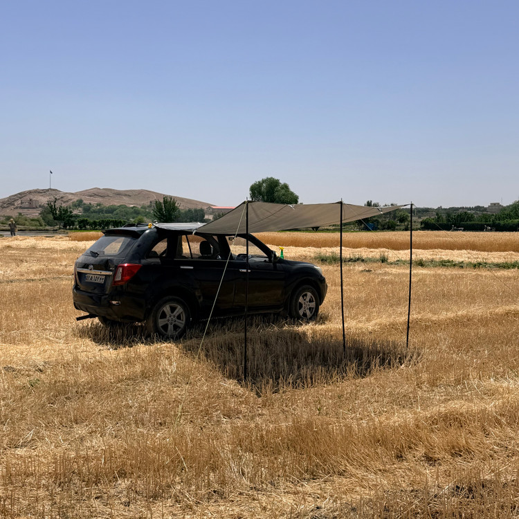 سایبان کنار خودرو ضدآب و ضدآفتاب پرتابل 3 پایه (شاسی بلند و آفرودی) وکیومویژه