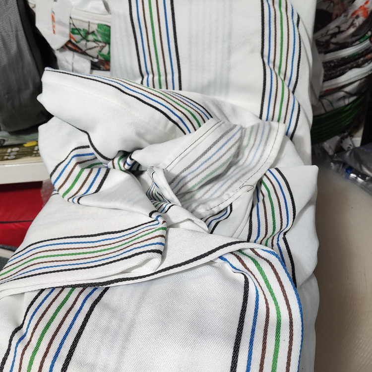 چادر خودرو پشت پنبه ای ضد آفتاب و ضد خش سایز L مناسب پرشیا و 405 (پس کرایه)